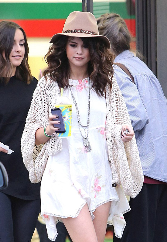 Selena Gome pics